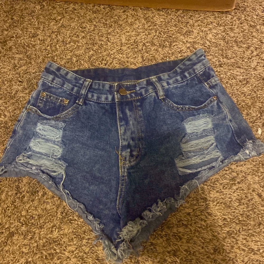 Ripped jean shorts!